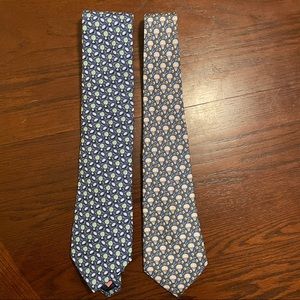 Two Vineyard Vines ties